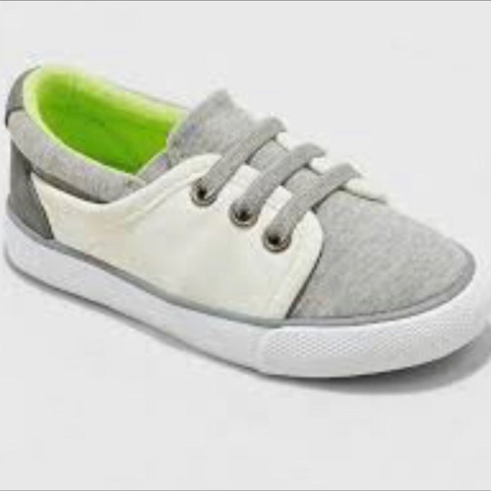 10/$50 Cat & Jack Boy Shoes Size 12 - Picture 2 of 6